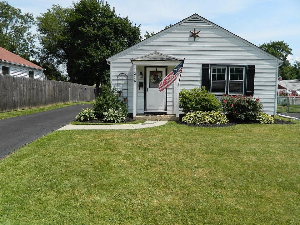 1st image of 1219 Westmont Ave