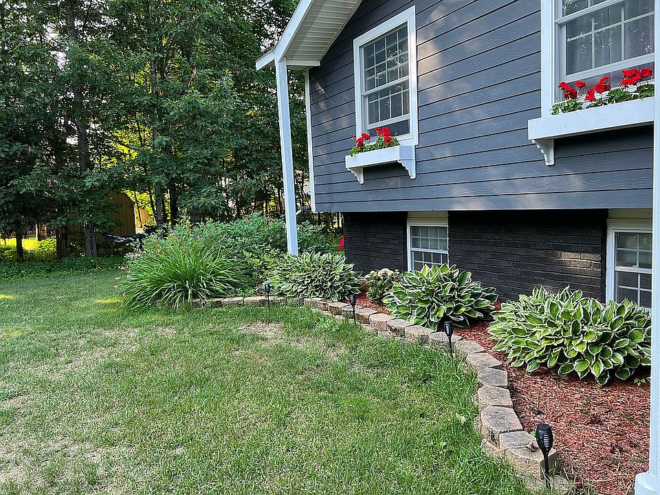 2nd image of 305 Central Ave