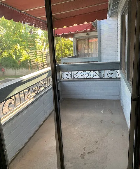 1255 N Los Robles Ave — Photo 9