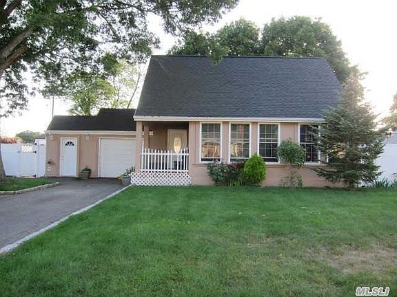 2nd image of 548 French Ave