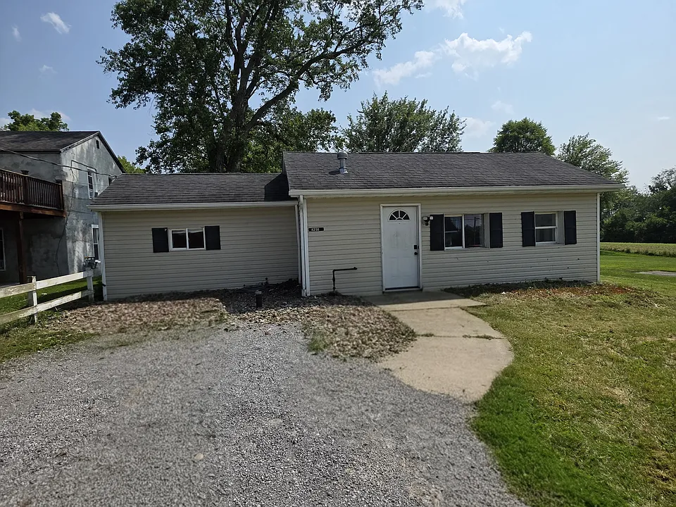 8250 Navarre Rd SW