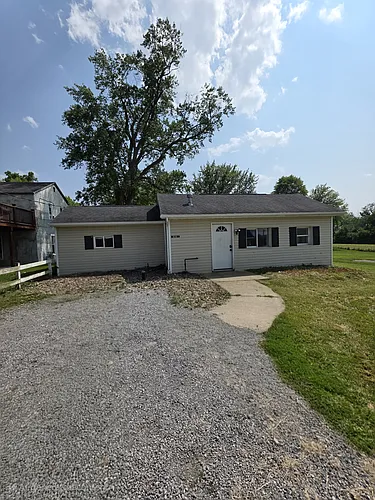 8250 Navarre Rd SW Photo 1