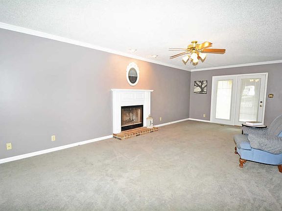 3rd image of 1234 Archwood Dr