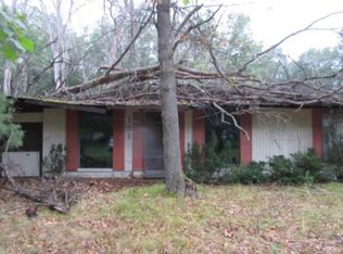 151 Oak Grove Rd, Harrison, MI 48625