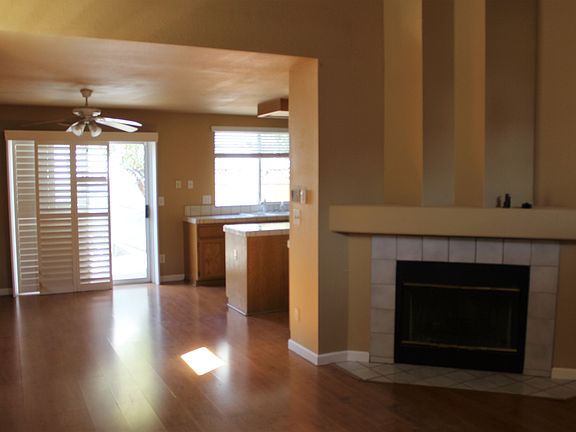 4th image of 9546 Dominion Wood Ln