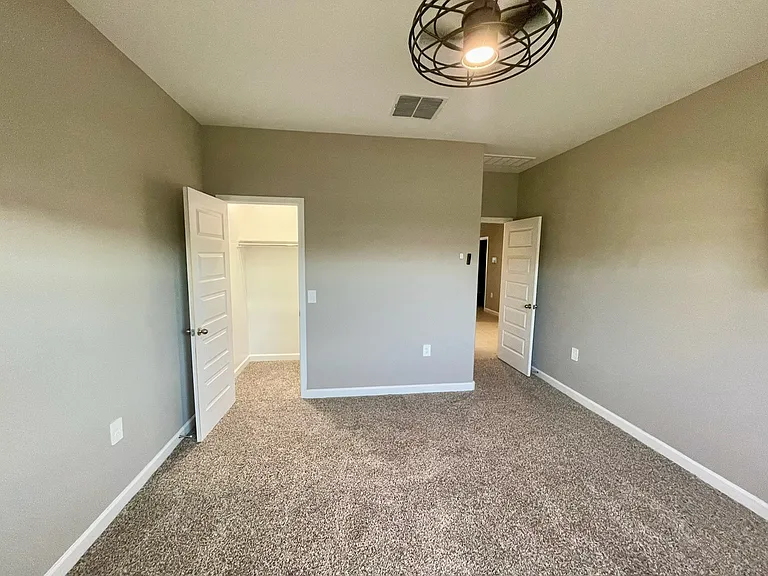 23955 W Watkins St — Photo 29