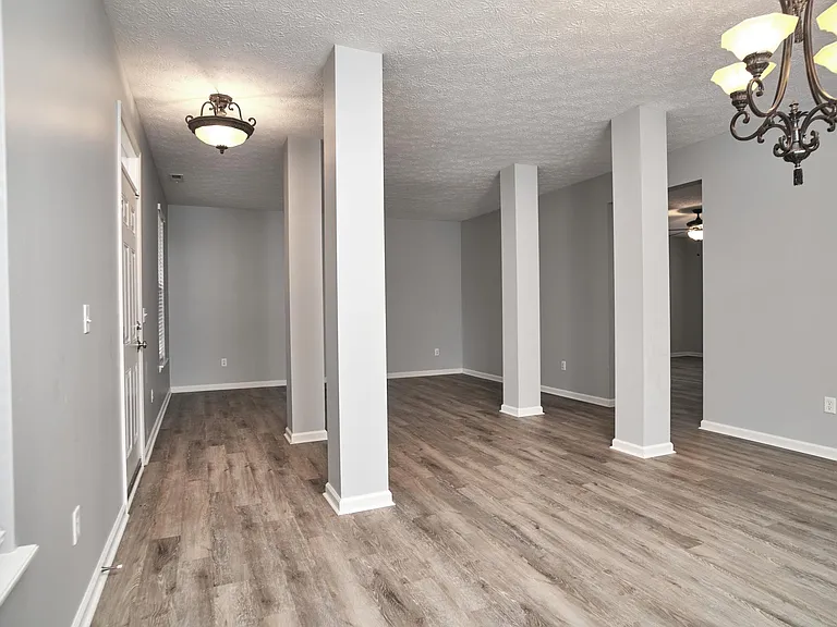 11080 McDowell Dr — Photo 7