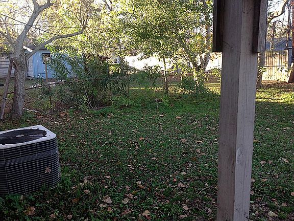 4th image of 2201 Kingsdale Dr