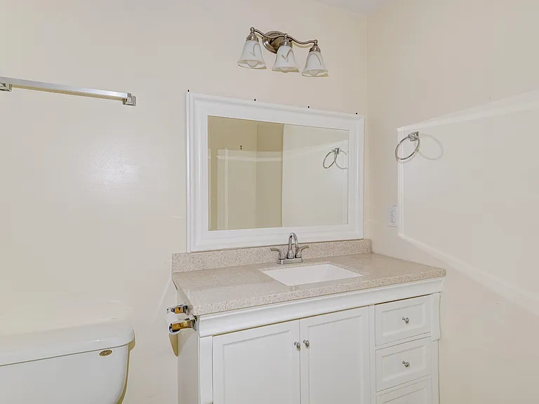 306 Orchard Park Dr — Photo 19