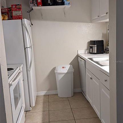 4th image of 4000 SW 23rd St APT 3-107