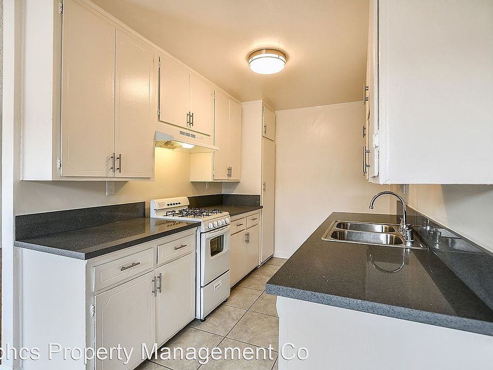1st image of 8140 Langdon Ave APT 17