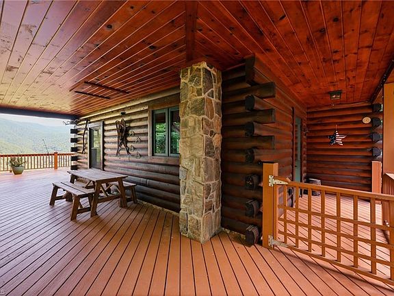 2nd image of 307 Lauri Ln