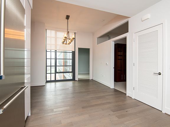 45 Sutton Sq #PH15-1_12302021