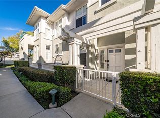 18061 Joyful Ln APT 104, Huntington Beach, CA