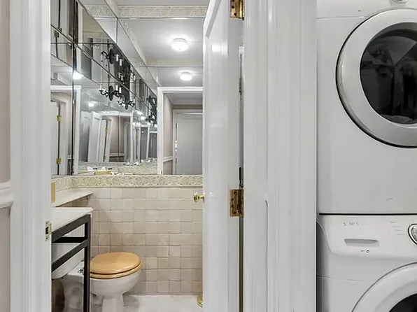 27 East 65th Street image 12 of 15