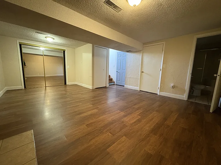 3805 E Fitzgerald Rd — Photo 9