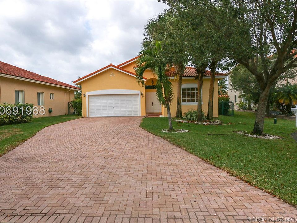 1st image of 3058 SW 140th Ave #0