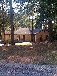 2nd image of 3544 Tamarack Pl