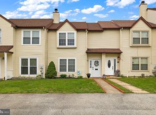 11 Schuyler Ct, Newark, DE 19702