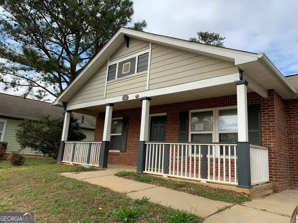 1147 Dunivin Dr, Jonesboro, GA 30238