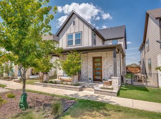 4255 Runway Mews, Roanoke, TX 75034