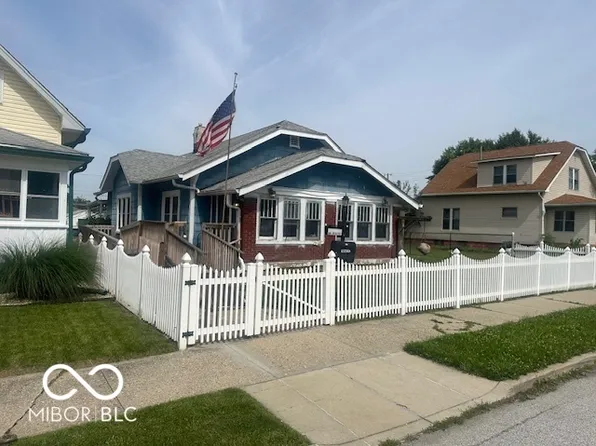 68 S 6th Ave, Beech Grove, IN 46107