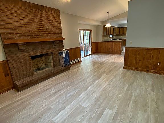 5th image of 5454 Pin Oak Cir