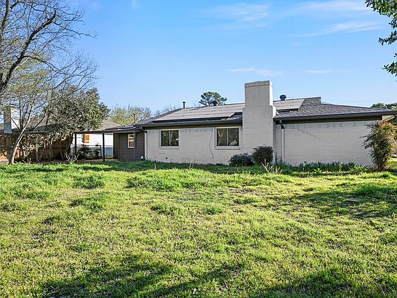 4th image of 5421 Greenwood Way