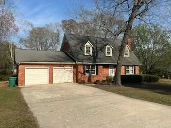200 Mariposa Ct, Manning, SC 29102
