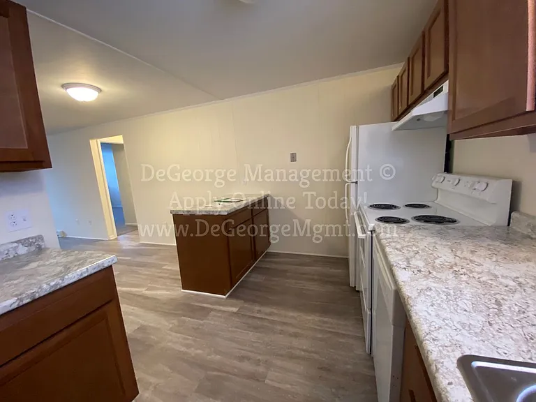 Parkview Apartments — Photo 6