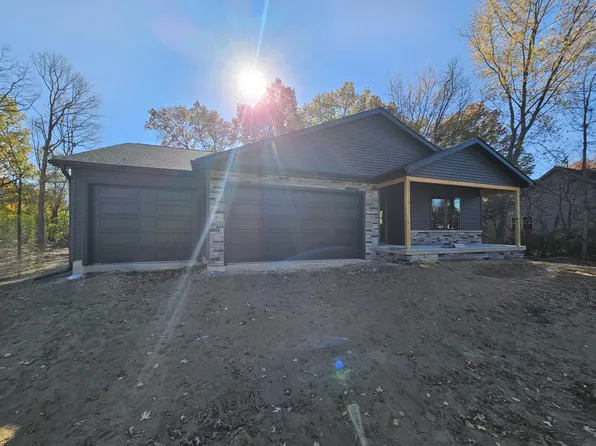 203 E Pine St, Wheatfield, IN 46392