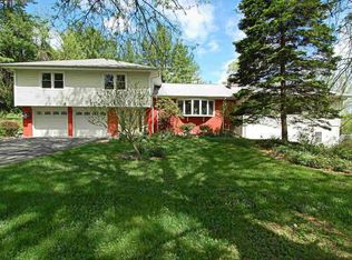 35 Kingwood Dr, Poughkeepsie, NY