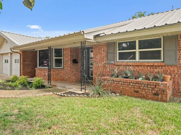813 Lake Charles Ave, Fort Worth, TX 76103