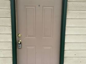 Foster Firs Apartments