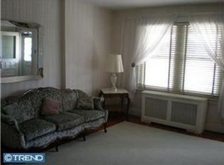 729 High St, Norristown, PA 19401