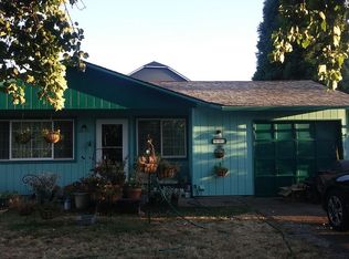 802 54th Pl, Springfield, OR 97478