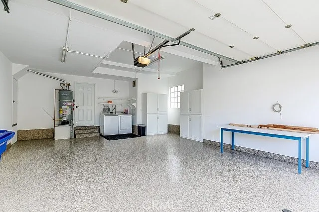 2439 Paseo Circulo — Photo 28