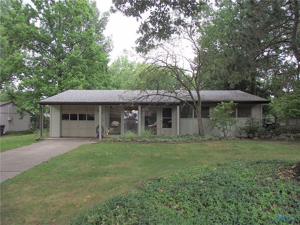 1st image of 3443 W Lincolnshire Blvd