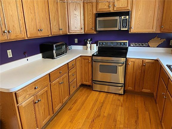 5th image of 1313 Lee St E APT 305