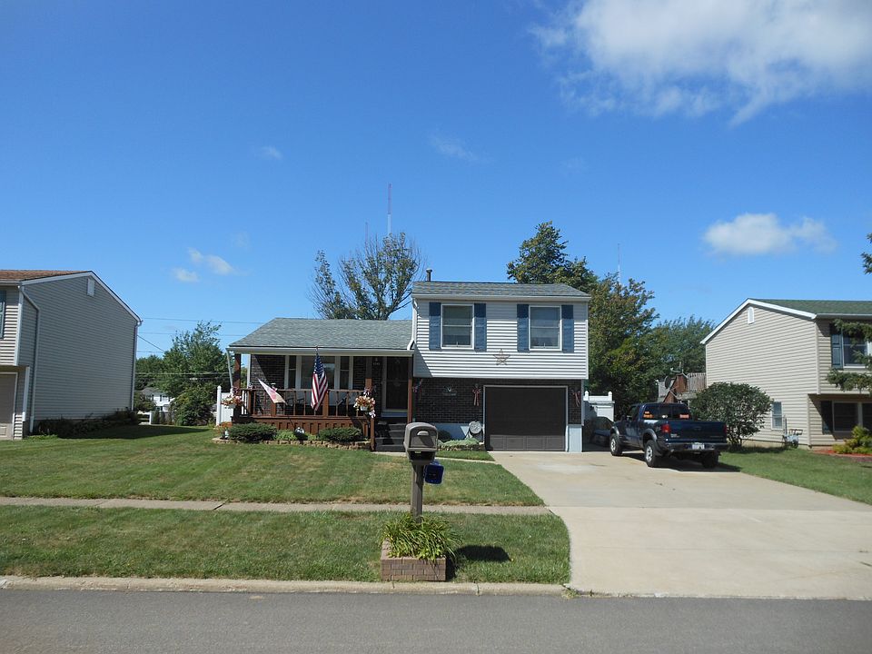 1st image of 4249 Glenwillow Dr