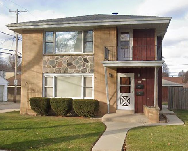 1st image of 422 E Bradley Ave