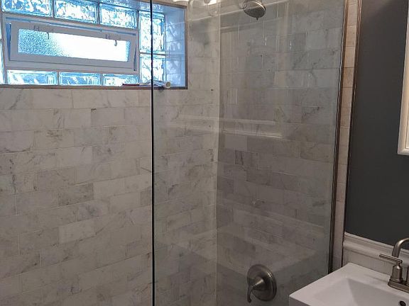 5th image of 6605 N Northwest Hwy APT 1W