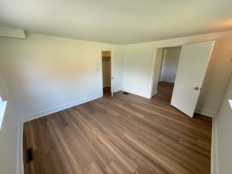 342 Madison Ave #1 — Photo 29