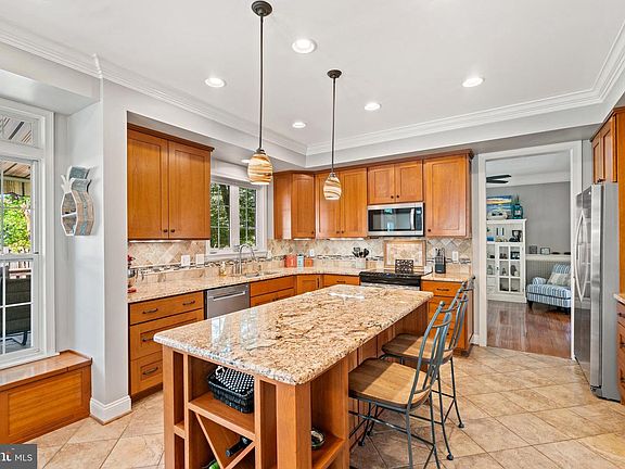 5th image of 6853 Jockey Club Ln