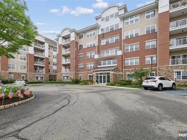 7118 Warrens Way, Wanaque, NJ 07465