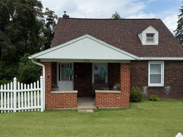 156 Central Ave, North Versailles, PA 15137