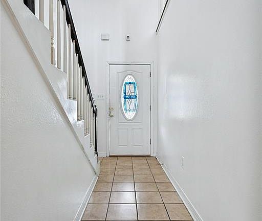 2nd image of 14235 Woodlands Dr Unit 25