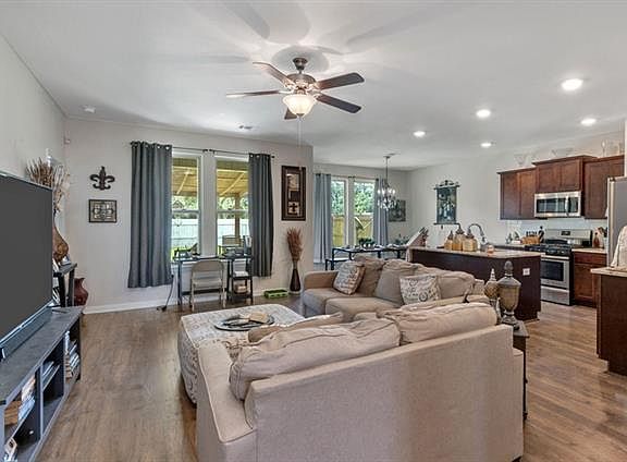 5th image of 3821 E Lake Michele Cir