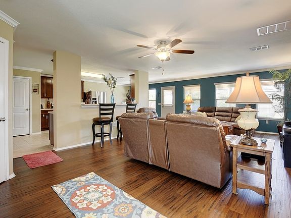 4th image of 6805 Plains Crest Dr