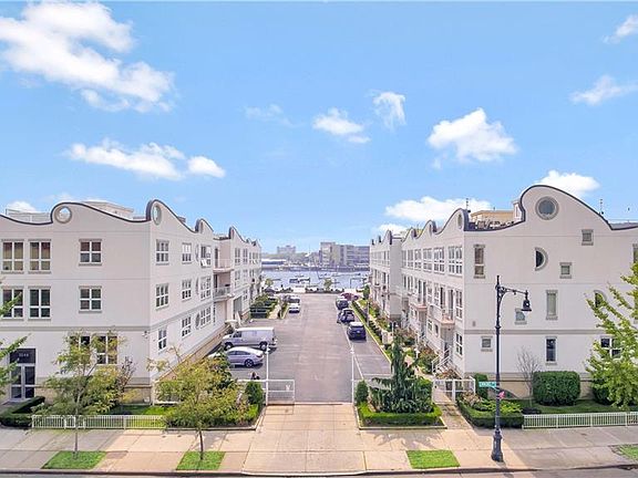 2nd image of 3128 Emmons Ave #4